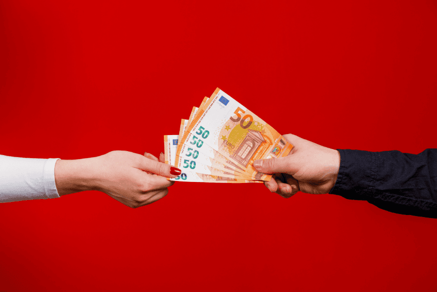 Les prêts entre particuliers : plateformes fiables et règles à connaître